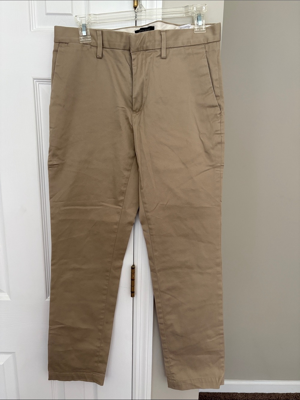 Banana Republic Men's Chinos in Tan